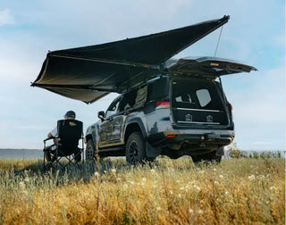 DeltaWing 180° Awning