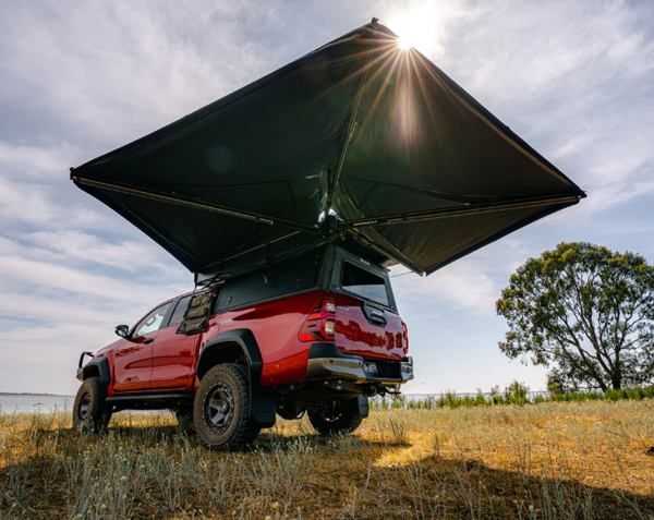 DeltaWing 270° Awning